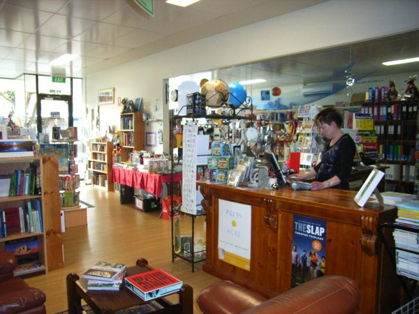Petersen's Bookstore